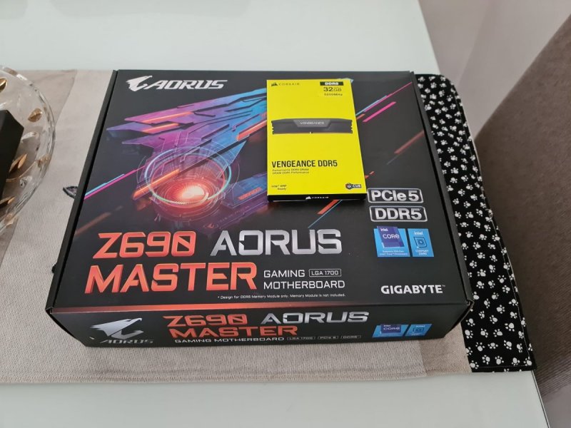 Hardware.thumb.jpg.4ff0b9fd7d24ace2aa445bb3c6c22c54.jpg